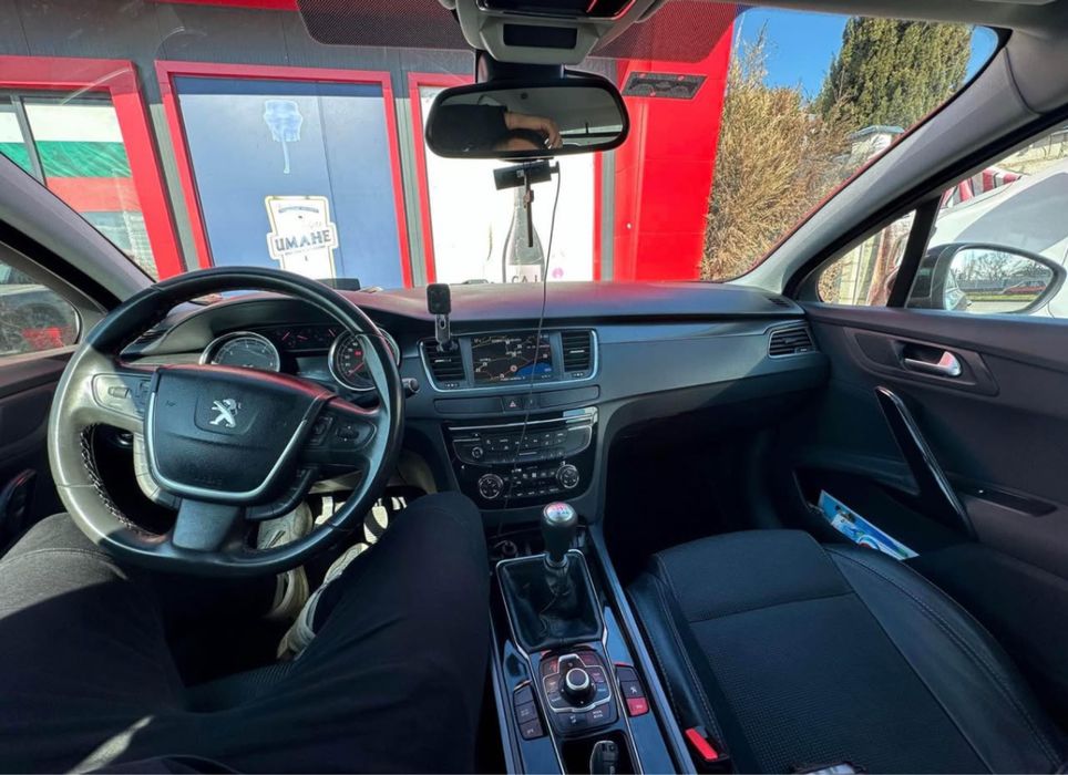 Отдава се под наем: Peugeot 508