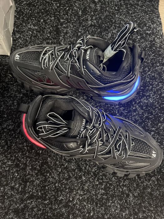Adidasi Balenciaga Track Led marimea 41