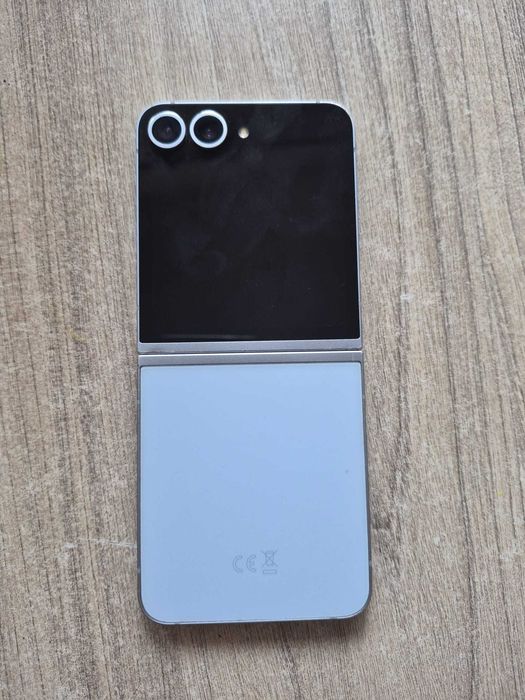 Samsung flip 6
