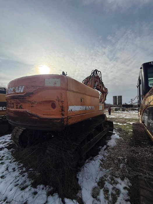 Excavator Doosan DX180LC