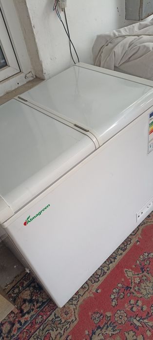 Продам морозильную камеру (ларь)
