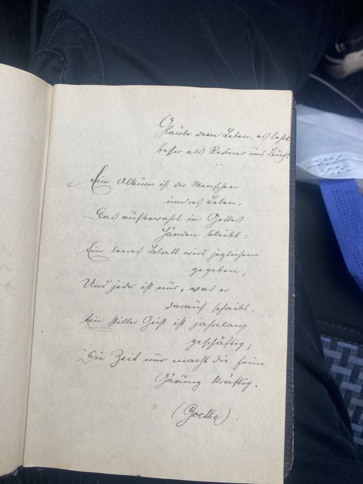 Разпродавам стари вещи на НИСКИ  цени монети картини медали часовници