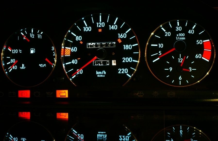 W124 AMG оптитрон шкалы щиток