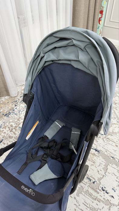 Коляска  прогулочная   evenflo ….