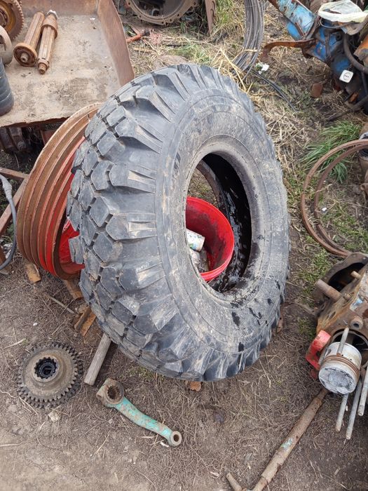 Шины с диском на газ 66