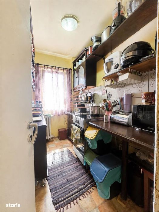 Apartament 3 camere in Rogerius la etajul 1
