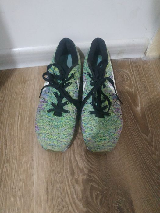 Кросовки отличные,фирмы NIKE оригинал размер 41 ,в отличном состоянии,