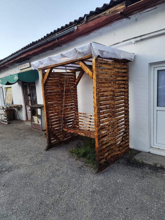 Executam foisoare pergole leagăne etc