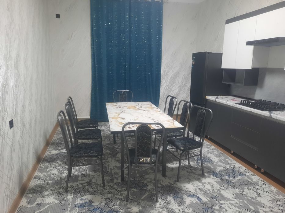 Яхши лакатцияда жойлашган 2 хонали кв арендага берилади