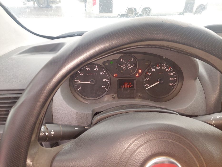 Vănd Fiat Scudo autoutilitară