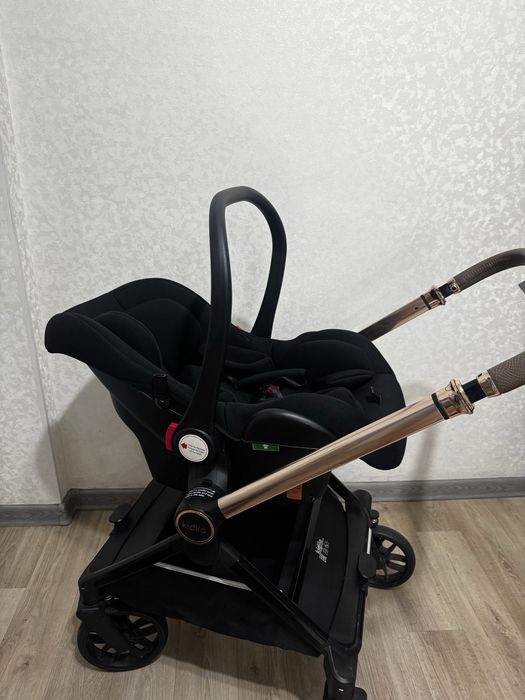 Продам коляску 3 в 1 Kidilo