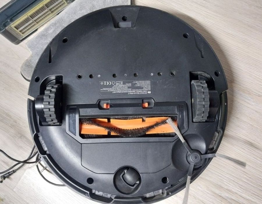 Робот пылесос Xiaomi Mi Robot Vacuum-Mop P. Обмен на телефон.