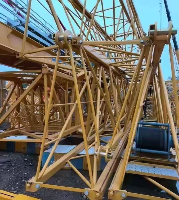 Bashenniy kran 6018 , 8 tonnalik