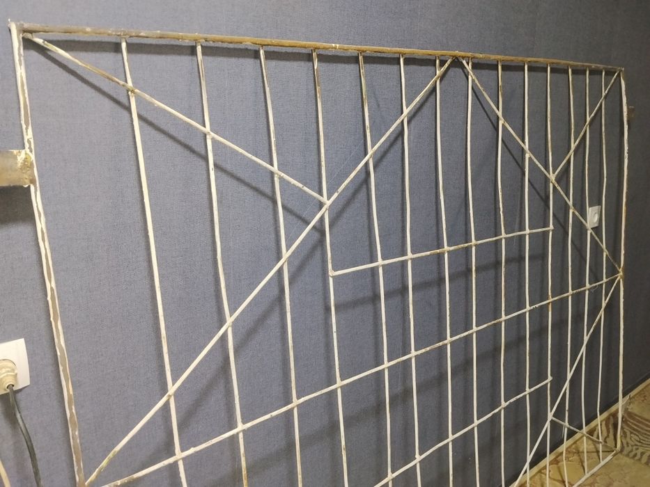 Решетка на окна б/у
