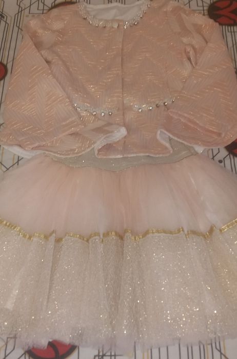 Вещи для девочки, костюмчик, шорты, джинсы