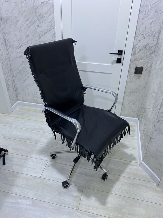 Продам офисное кресло