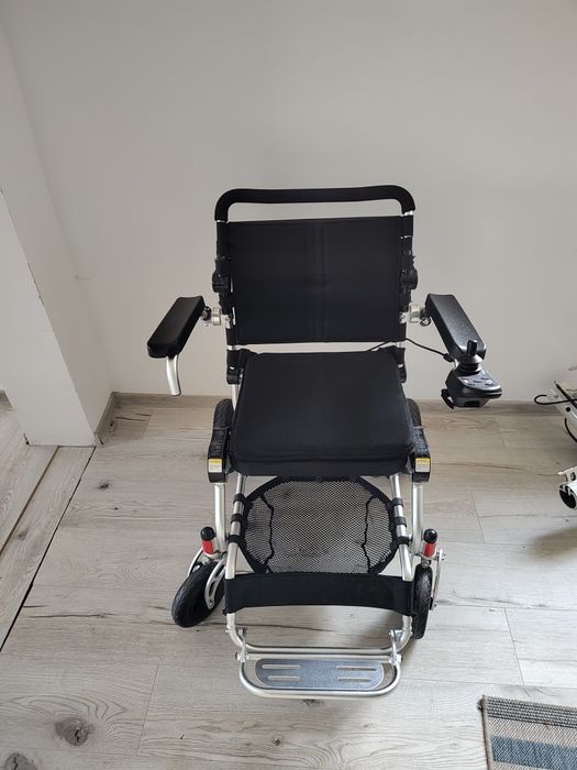 Scaun  rulant- electric