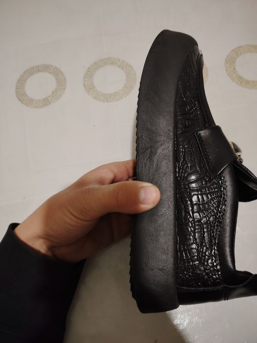 Yangi tufli razmer 42