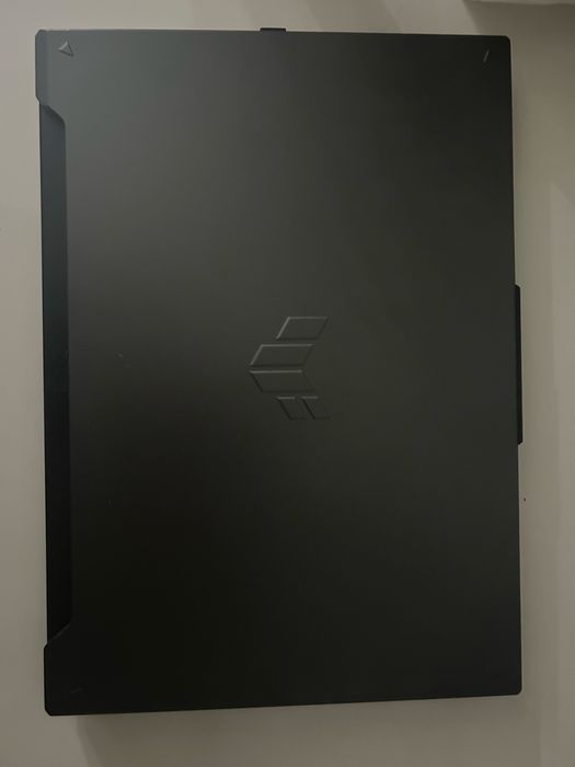 Продам игровой ноутбук