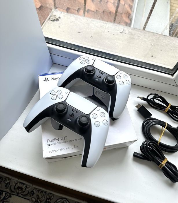 PlayStation 5 Digital 2 джойстик 11 Игры