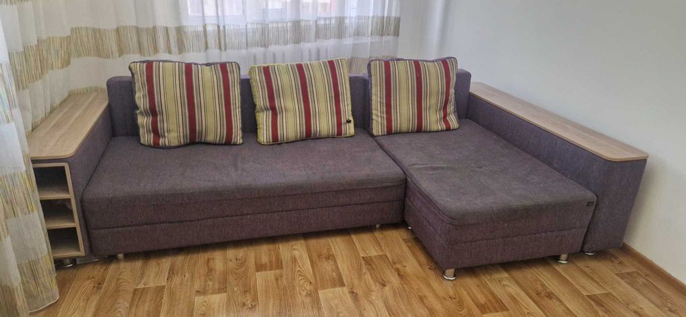 Продам диван бу большой, вместительный