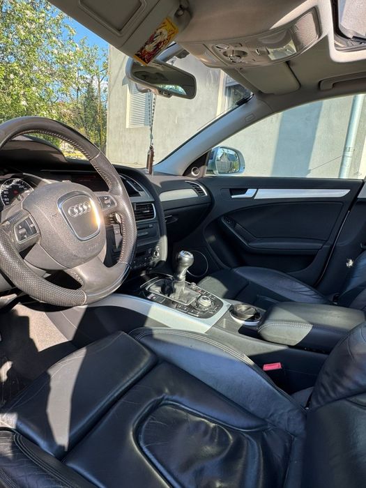 Vand Audi  Avant A4B8