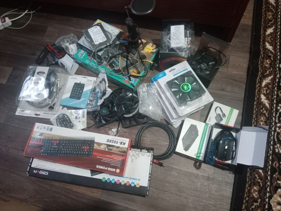 Запчасти для компьютера  (30000тг)