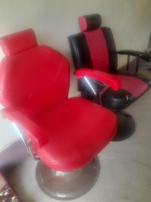 Салон кресло сотилади