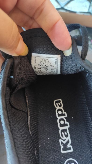 Чисто нови  маратонки kappa