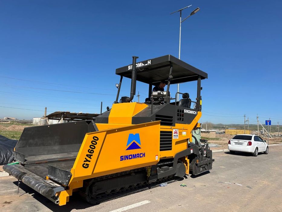 Асфальтоукладчик   ётқизиш кенглиги: 4.5 - 6 м