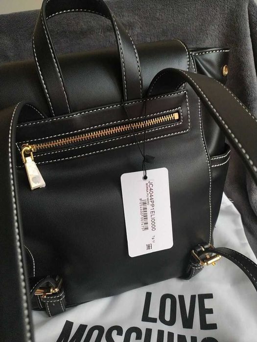 LOVE MOSCHINO – Дамска кожена раница "BLACK & GOLD" нова с етикети