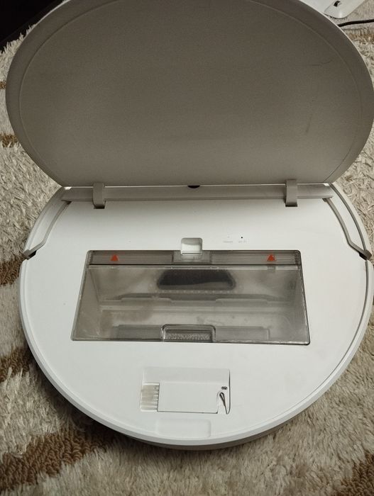 Робот пылесос Dreame