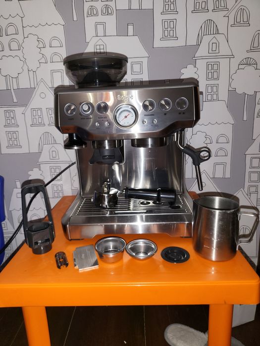 Еспресо машина SAGE Barista Express 875 Кафемашина с кафемелачка