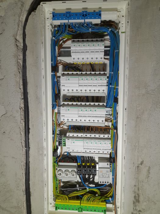 Instalatii sanitare,termice și electrice.