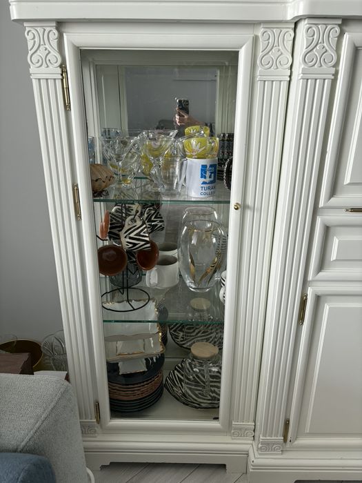 Продается стенка из натурального дерева