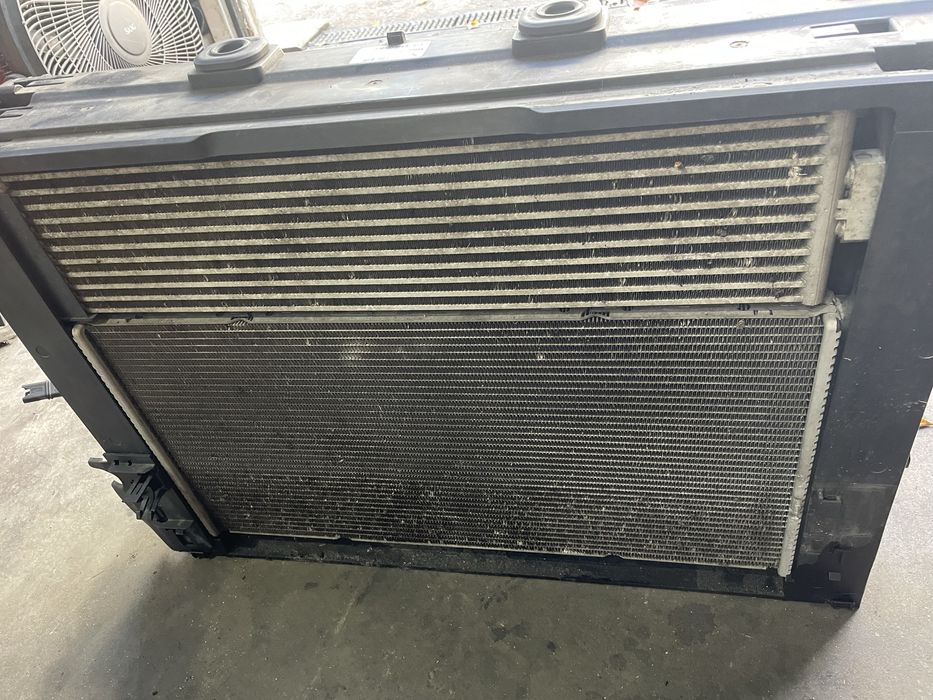 Радиатори БМВ Ф10/ Ф11, М550д, 381кс (radiatori bmw m50d)