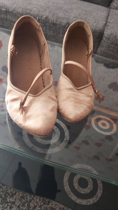 Обувки за спортни танци-стандарт