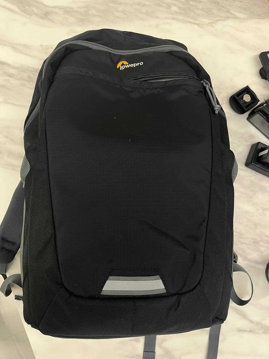 Sony A6300 + обективи и пълно оборудване