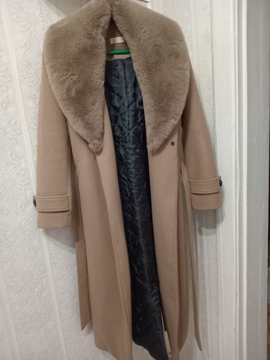 Пальто размер 42.44.