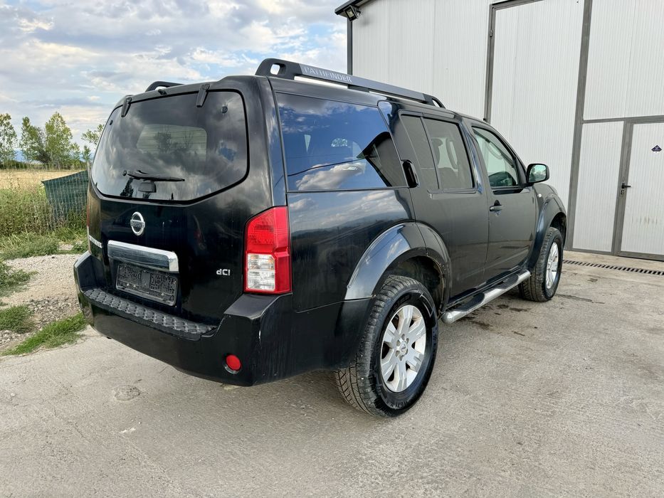 На ЧАСТИ  Nissan Pathfinder 2.5 dci 174кс  2005г