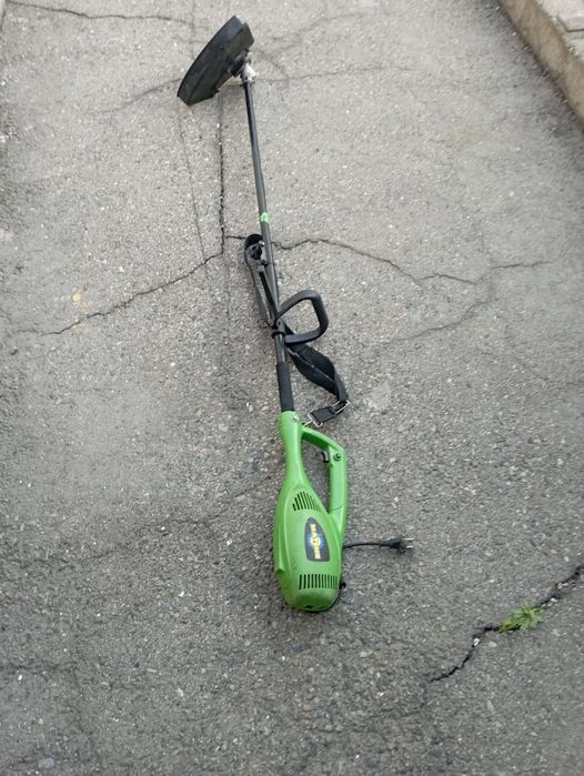 Электротриммер Mateus