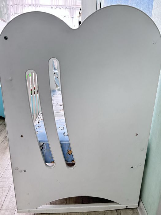 Кроватка детская