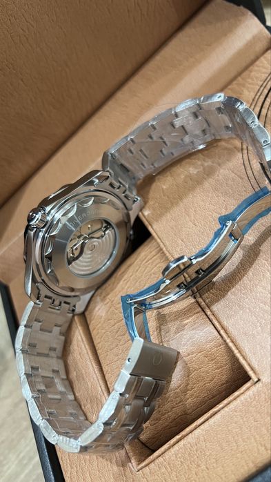 часы Omega механические