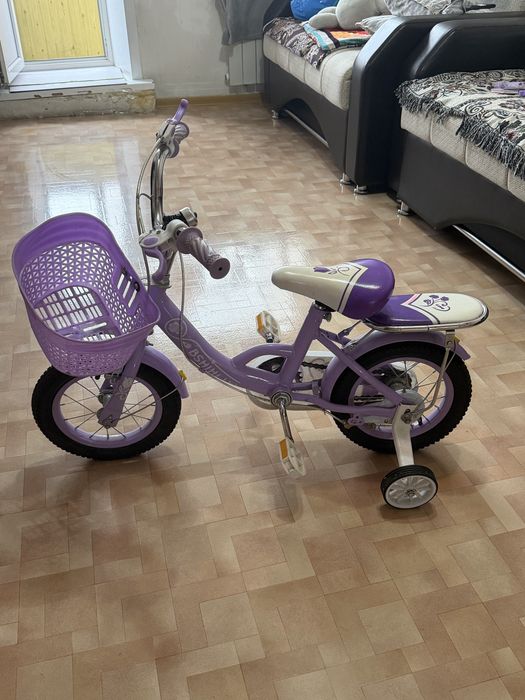 Продам велосипед для девочки 3-4 года