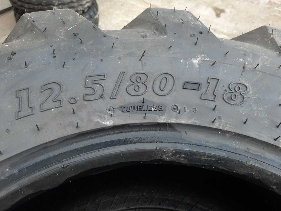 12.5/80-18 bkt industriale de JCB TEREX CAT Cauciucuri garantie
