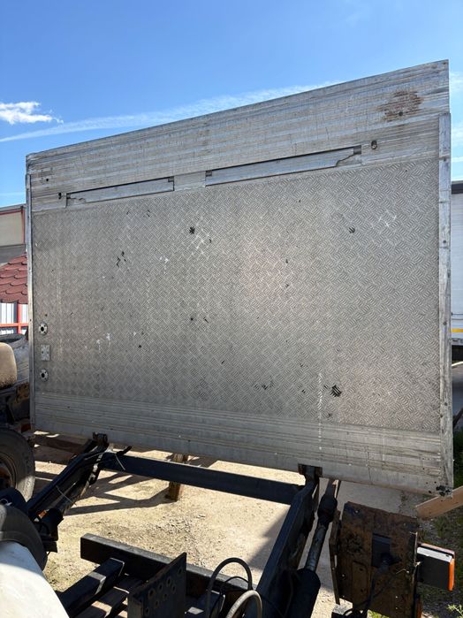Vând Lift MBB pentru camion