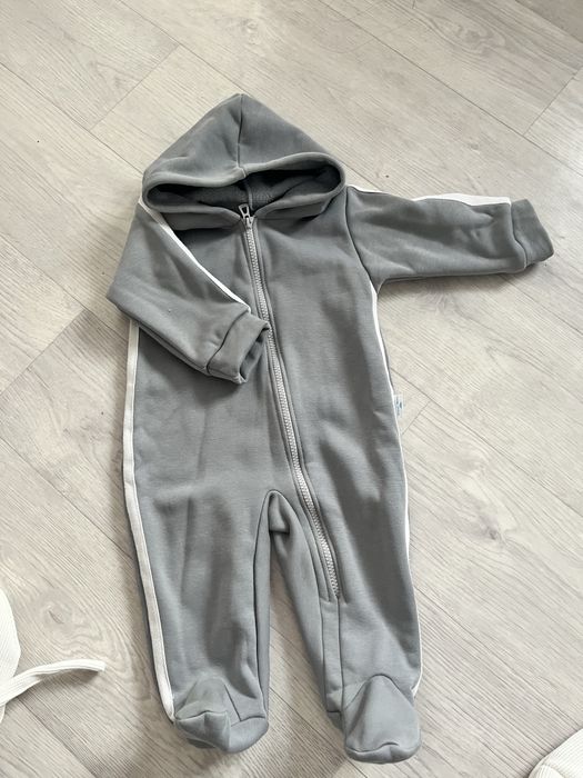 Продам детские вещи