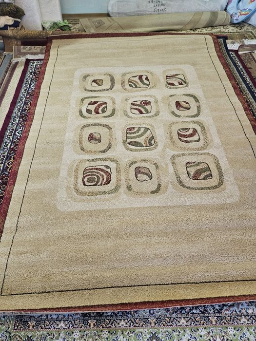 Продаются ковры разных размеров