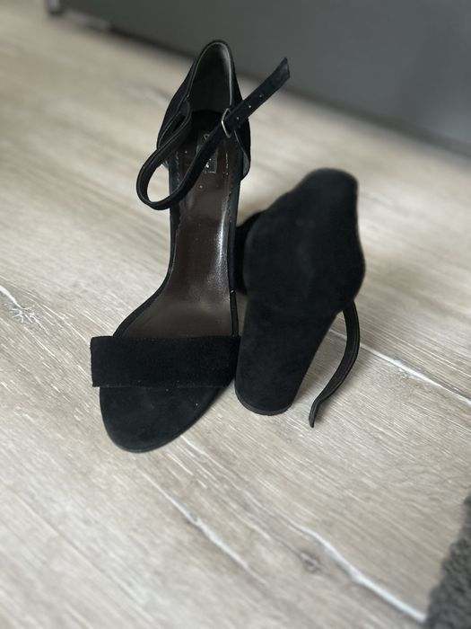 Sandale negre catifea