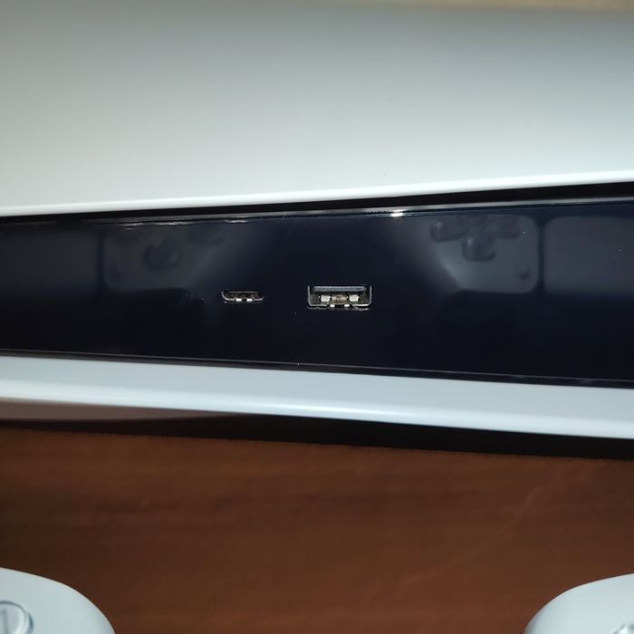 Продам пс 5 в описание